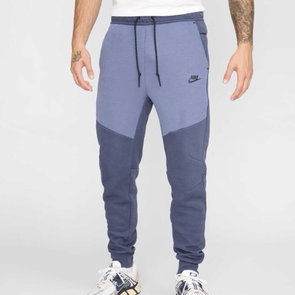 Nike Men's Two-Tone Blue Joggers